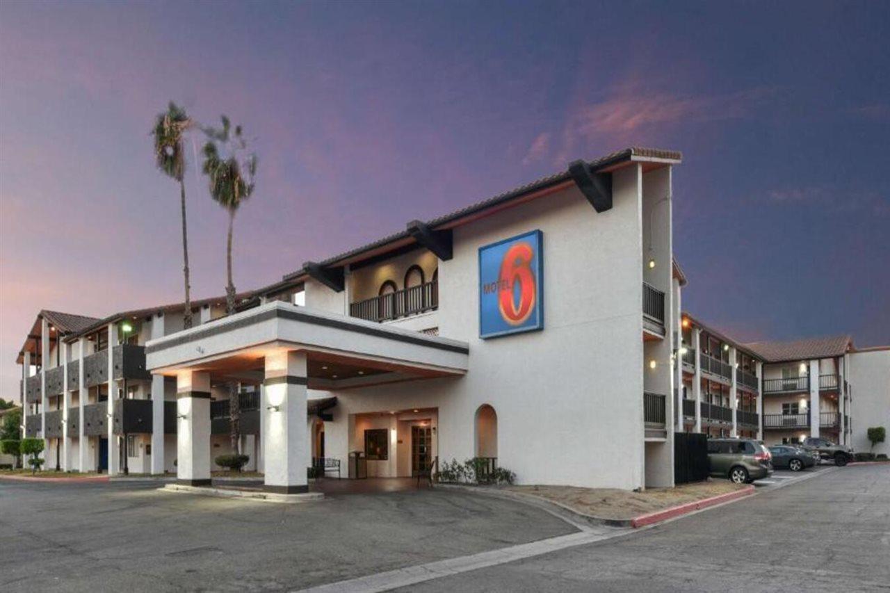 Motel 6 Ontario Ca Convention Center Airport Exteriér fotografie