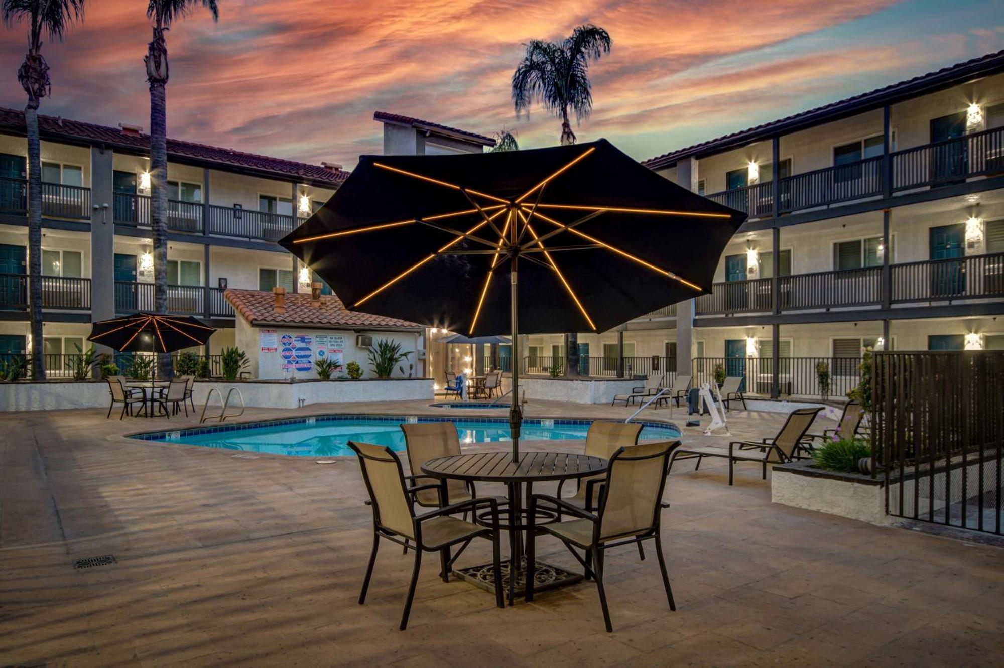 Motel 6 Ontario Ca Convention Center Airport Exteriér fotografie